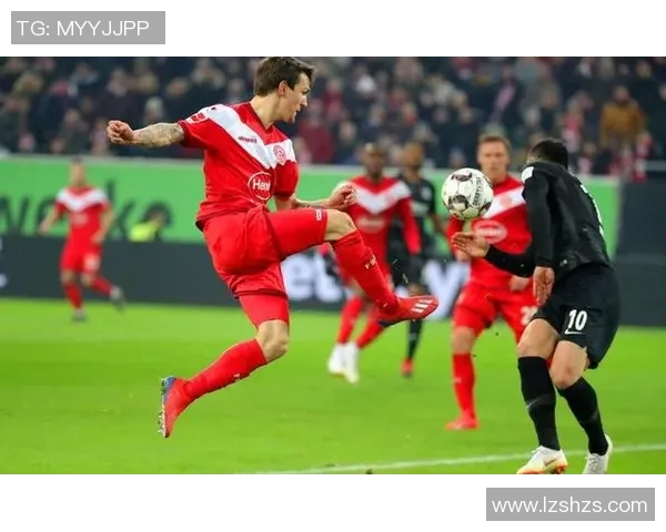 踢球者与杜塞尔多夫激战正酣谁能在这场较量中笑到最后